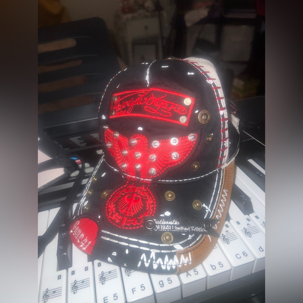 NWT Four 41 Black and Red Hat Adjustable Embroidery Stitches